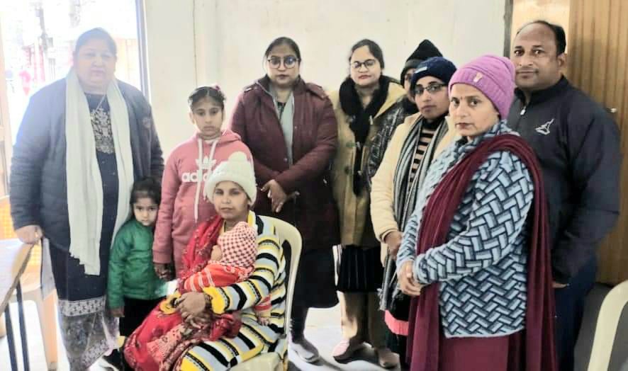 ममता दिवस के अवसर पर जिला टीकाकरण अधिकारी डॉ. सीमा गर्ग द्वारा सहयोगात्मक पर्यवेक्षण किया गया